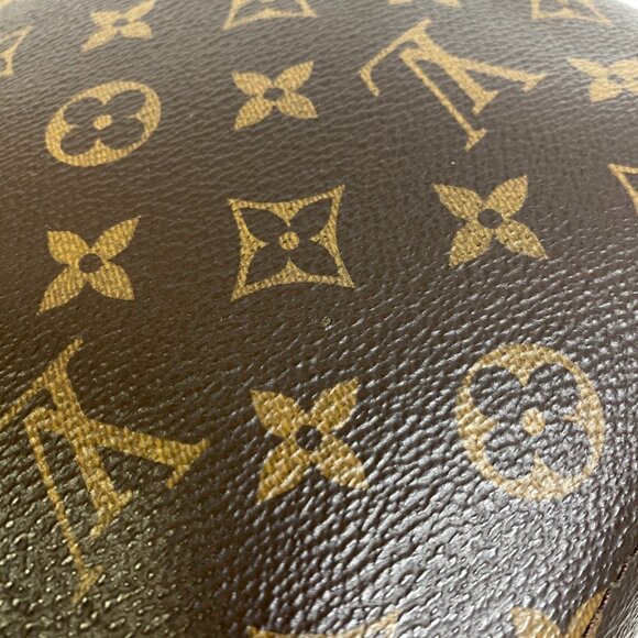 LOUIS VUITTON Authentic Brown Monogram Shoulder Bag - Picture 6 of 11
